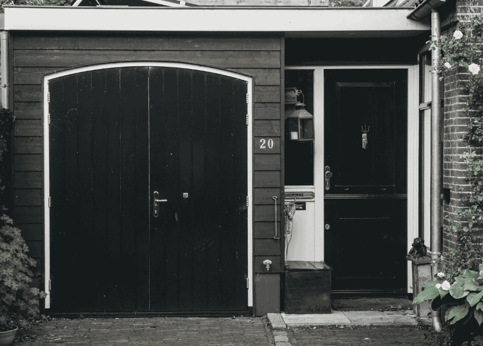 pest risks of custom made door